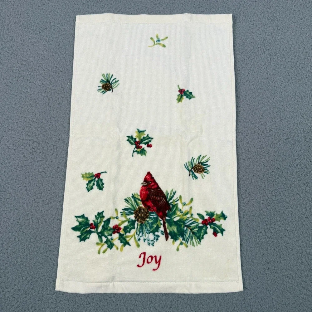 Lenox Winter Greetings Fingertip Towels Set of 4 Cardinal Christmas Joy Peace